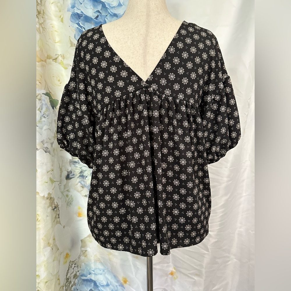 Ces Femme Black Floral Blouse
